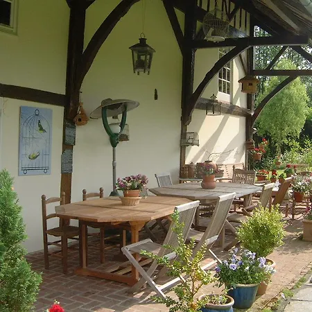 ベッド・アンド・ブレックファスト Au Moulin Saint Nicol